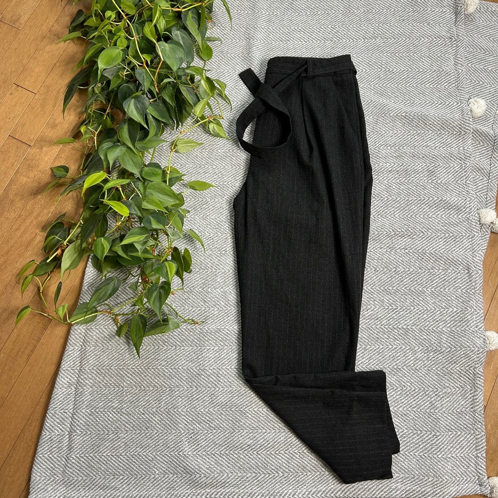 Zara ⎮ Striped trousers